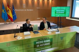Asturias presenta su pacto rural entre críticas y demandas del sector ganadero